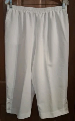 Pantalones Cortos Alfred Dunner Petite Blancos Cintura Elástica Bolsillos Falta Talla 16P Foto 1 de 4