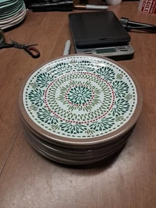 10 Crate And Barrel Melamine Salad Plates 8.5" Euc+ Green Red Symmetrical - Picture 1 of 12