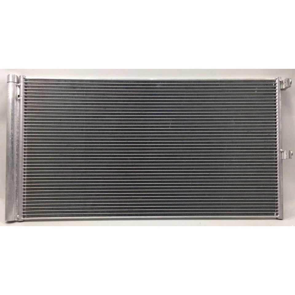 Condensador de aire acondicionado 10837 CSF para camioneta F150 Lincoln Navigator Ford Expedition Foto 1 de 2