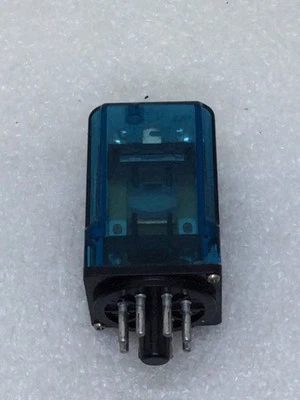 Guardian Electric A410-367166-152 10 Amp 240 VAC 8 Pin Ice Cube Relay - Image 1 of 4
