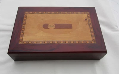 Humidor, Holz, braun, mit Befeuchter und Hygrometer - Bild 1 von 4