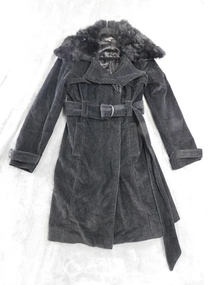 Casaco Bebe Feminino Pequeno Preto Veludo Penny Lane Y2K Festival Gola de Pele de Coelho - Imagem 1 de 4