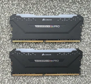 Corsair Vengeance RGB Pro DDR4 32GB RAM (2x16GB) 3200MHz - Afbeelding 1 van 2