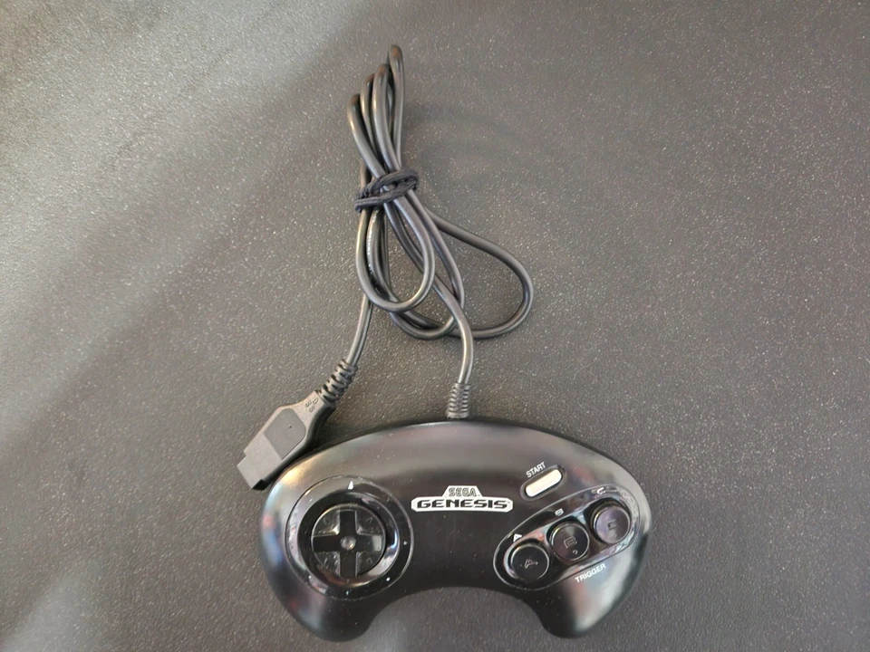 Sega Genesis Controller - Black (MK-1650 Taiwan edition) - Image 1 of 3
