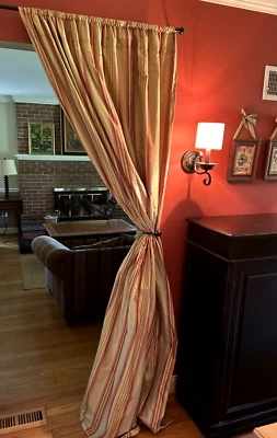 Cortina de seda a rayas Neiman Marcus (un panel)  Foto 1 de 4