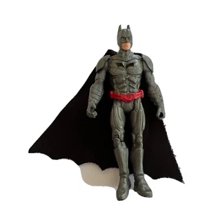 Batman Mattel DC Comics 4’ Red Belt RARE silver figurine - Picture 1 of 6