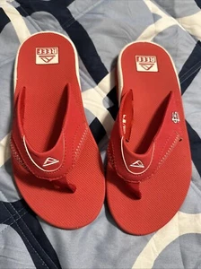 Size 6M/8W Reef St. Louis Cardinals Fanning x MLB Flip-Flop Sandals W/ Bottle Op - Picture 1 of 3