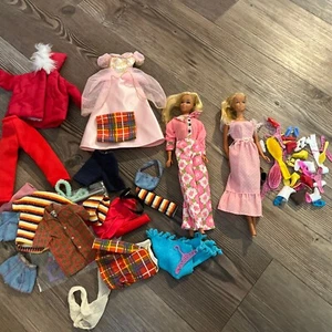 Lot Of 2 Vintage 1966 Barbies With Extra Clothes And Accessories  - Picture 1 of 8