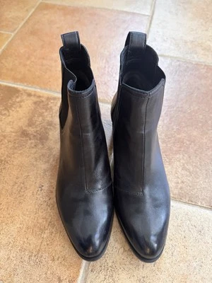 Bota anabela de couro Rag & Bone Taryn Chelsea preta tamanho: 35 (EUA 5) US$ 525 - Imagem 1 de 4
