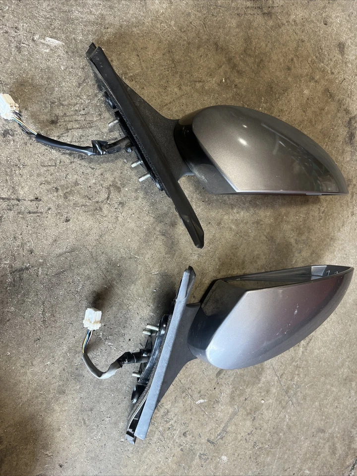 2003-2008 Nissan 350z RIGHT LEFT SIDE REAR VIEW DOOR MIRROR Gray Color - Imagem 1 de 4