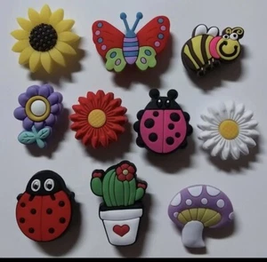 10 pcs. Flower Shoe Charms For Crocs - Picture 1 of 1