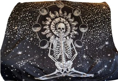 Esqueleto Meditación Pared Colgante Mantel Bruja Decoración Gótico 57 X 50 Celestial Foto 1 de 4