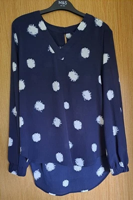 Ladies Marks & Spencers V Neck Long Sleeved Blouse. Size 12. Navy/White. - Image 1 of 3