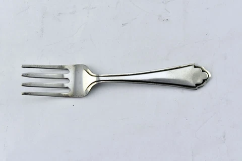 Sterling Silver 4 1/4" Baby Fork made by Rosebud .42 oz Cover