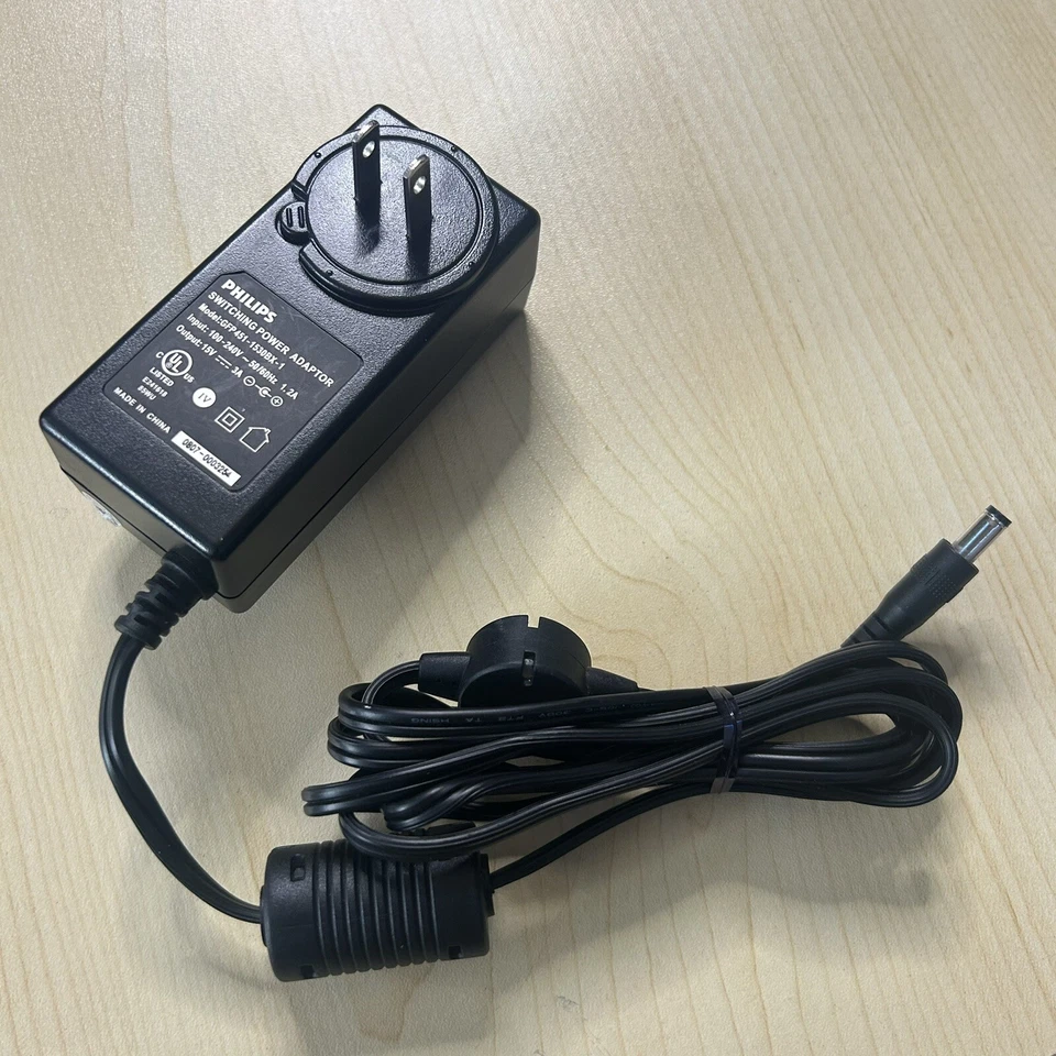 Philips Switching Power Adapter GFP451-1530BX-1 15V 3A - Image 1 of 3