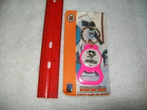 PINGÜINOS DE PITTSBURGH ROSA FINO OFICIAL, LLAVERO, ABRIDOR DE BOTELLAS-2003 - Imagen 1 de 3