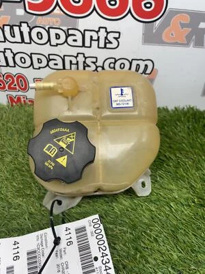 ✅ Botella de recuperación de refrigerante Chrysler 200 2015 2016 2017 N.º de parte: 68193799AA Foto 1 de 4