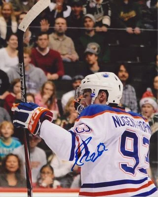 RYAN NUGENT-HOPKINS SIGNED EDMONTON OILERS 8X10 PHOTO 4 Foto 1 de 2