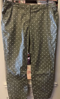 Pantalones Cortos Marco Polo Mujer Gris Verde con Lunares Blancos Tipo Chino Talla 14 Usados en Excelente Condición Foto 1 de 4