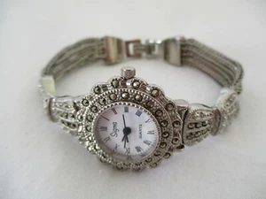 Sigma Analog Wristwatch with Quartz Movement - Picture 1 of 11