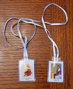 VTG Our Lady of Mt Carmel & Saint Simon Stock Pray for Us White Scapular Italy - Picture 1 of 6