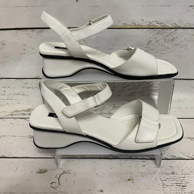 ECCO Womens US 10 - 10.5 EU 41 Wedge Sandals Adjustable Hook & Loop Strap White - Image 1 of 4