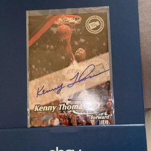 1999-00 Press Pass Basketball RC SP Certified Authentics AUTO Kenny Thomas (HOU) - Picture 1 of 3
