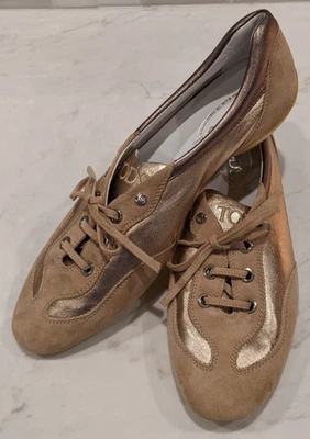 Zapatillas bajas para mujer TOD'S de cuero beige y cuero metálico dorado/estaño 11,5 Foto 1 de 4