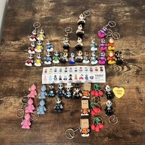 Kidrobot Super Mini Bots Keychain Series 3 Complete Set Rare 1.5 Inch Lot Of 44 - Picture 1 of 7