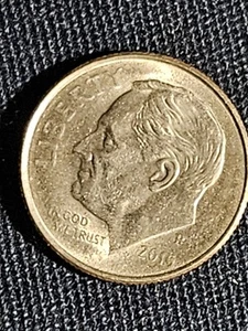 2015 P Roosevelt Dime Errori Light Punch, "In Cod We Trust" (AU) - Foto 1 di 13