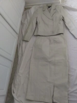 JUEGO DE TRAJE MUJER METROTYLE 100% CUERO CHAQUETA 14 Y FALDA 12 GRIS LT Foto 1 de 4