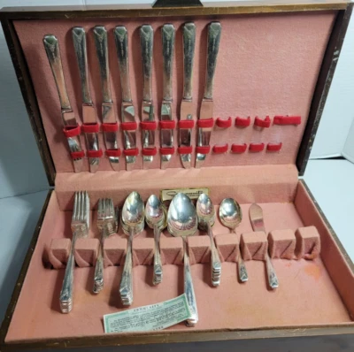 ВИНТАЖНЫЕ столовые приборы Oneida Community 55 предметов «MILADY» 1947 г. с чехлом - Изображение 1 из 4