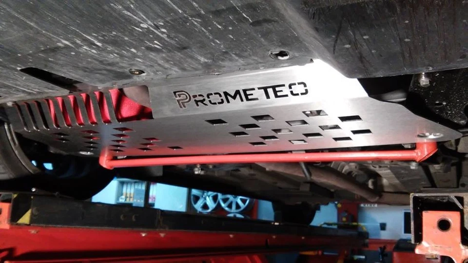 Placa de deslizamiento de acero inoxidable Prometeo Meccanica - 2012+ Fiat 500, Abarth, 500T y 500 NA Foto 1 de 1