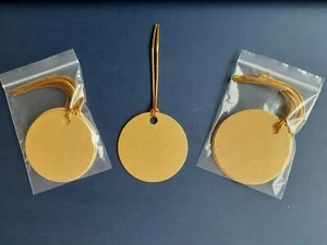 20 Gold Metalic Round Gift Tags with Gold cord Birthday Wedding 5cm - Picture 1 of 2