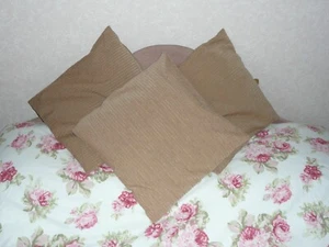 X3 BROWN CHENILLE CUSHIONS 45cm x 45cm COVERS & POLYESTER FILLING 18 x 18 inches - Picture 1 of 4