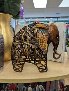 Vintage Art abstract woven Hand painted Metal Elephant Statue. In new condition - Picture 1 of 10