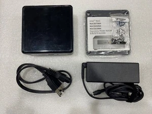Intel BXNUC8I5INHJA1 TESTED NUC KIT - Afbeelding 1 van 4
