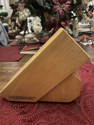 ¿Soporte de almacenamiento de bloque de cuchillos de madera Farberware 13 ranuras? Foto 1 de 4