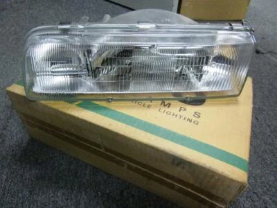 Compatível com: 1988-1992 Mazda 626 conjunto de farol lateral esquerdo do motorista com lâmpada MA2502102 - Imagem 1 de 4
