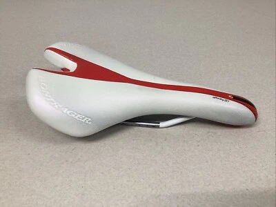 Bicicleta de Carretera Bontrager Affinity 137mm Ancho Sillín P/N 319168 90’s MTB Foto 1 de 4