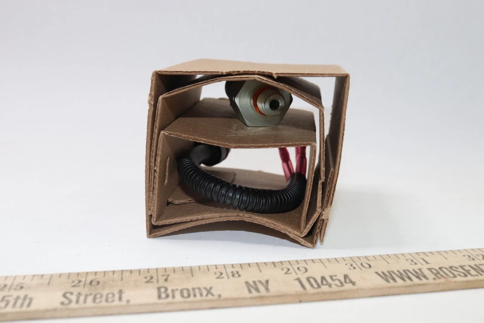 Sensor de presión de control de inyección NAPA Solutions 6001095 Foto 1 de 1