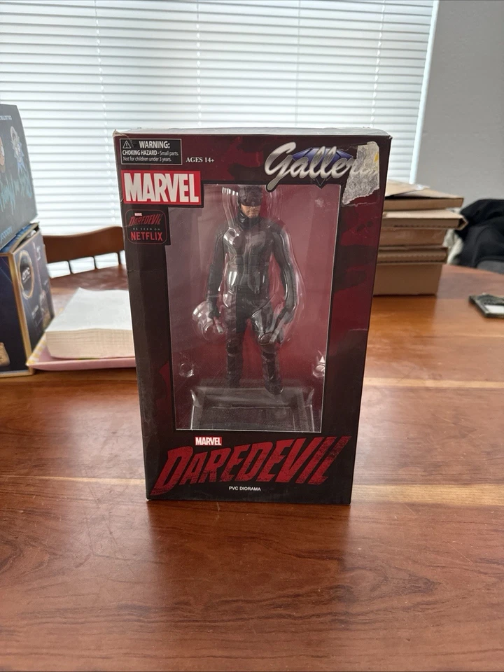 Diamond Select Marvel Gallery Netflix Daredevil Figura PVC 10" Diorama 2017 Foto 1 de 4