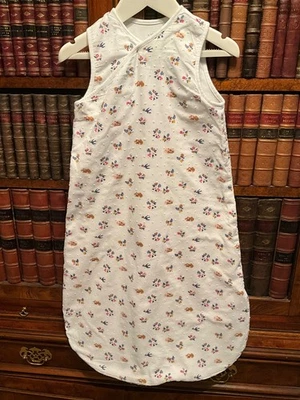 Saco de dormir blanco floral bebé verano peso - ajustable - 6-18 meses Foto 1 de 4