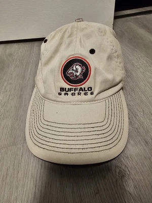 Винтажная бежевая кепка Buffalo Sabres GOATHEAD OSFA NHL 90-е винтажная - Изображение 1 из 4