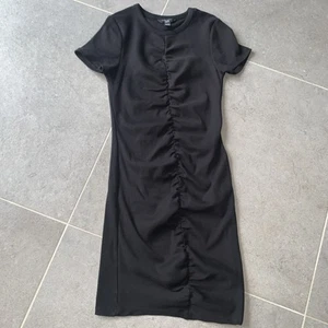 New Look Girls Black Ribbed Dress 12-13 Years - Picture 1 of 2