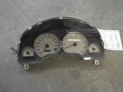 04 05 SATURN VUE VELOCÍMETRO CLÚSTER US 6600 Foto 1 de 4