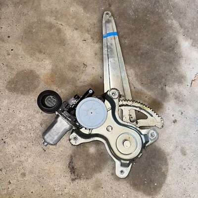 2006-2013 LEXUS IS250 IS350 后方右乘客侧门窗调节器 原始设备制造商 — 第 1/2 张图片