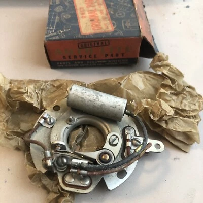 1939 Through 1946 Chrysler Breaker Plate Assembly Nos IGT 3004 A - Image 1 of 4