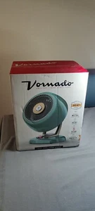 Vornado V-Heat Whole Room Heater in Green Heritage  Classic Model w Box & Papers - Picture 1 of 3