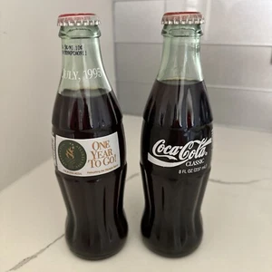 2 Botellas~COCA COLA Clásico Botella Completa Julio 1995 Refrescando el Espíritu Olímpico - Imagen 1 de 7